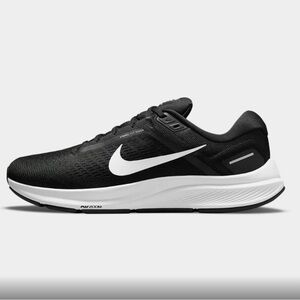 Nike Air Zoom 24. Men’s 8.5/women’s 10. Black.